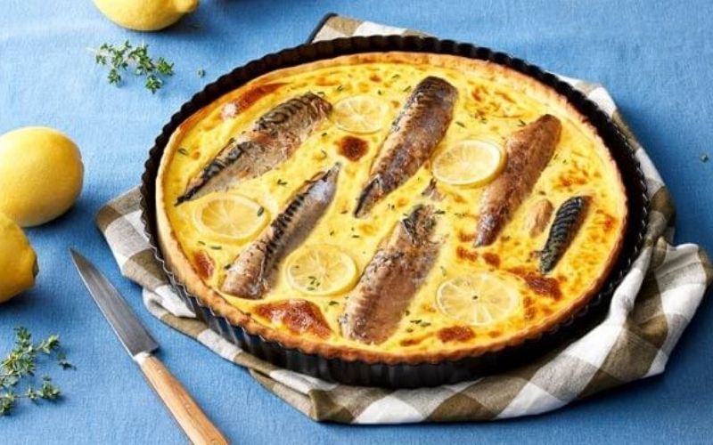 Quiche de cavala em conserva com vinho branco